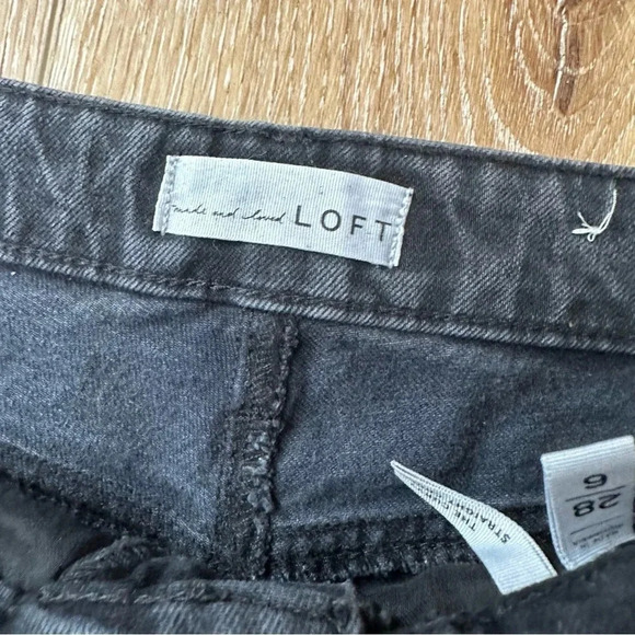 Loft Made and Loved The Curvy Straight Crop Black Mid-Rise Denim Size 28/6 GUC - Picture 4 of 9